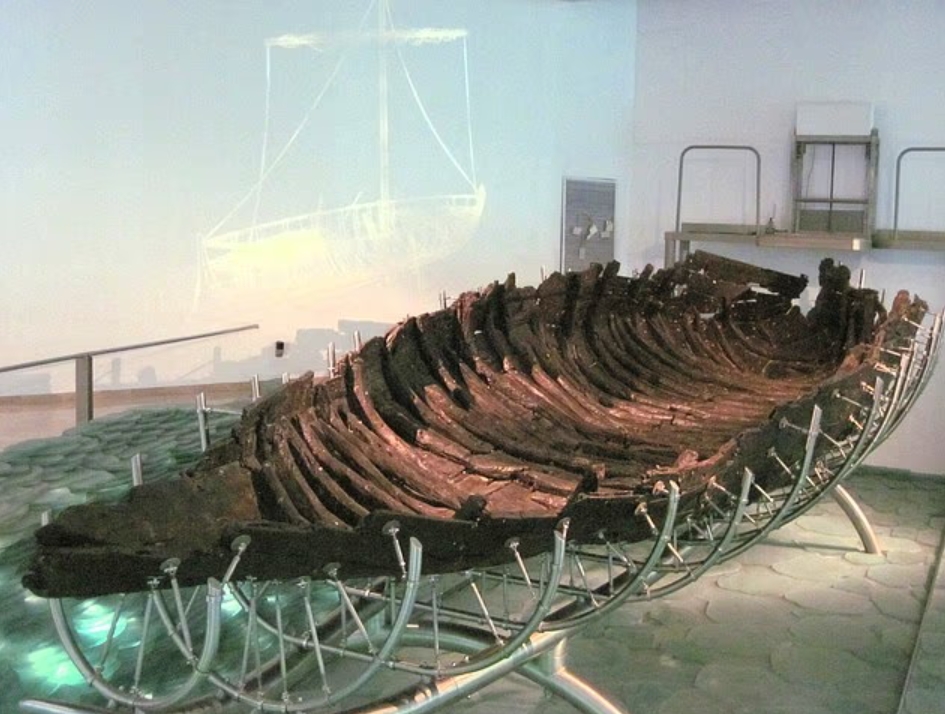 Археологи виявили човен часів Христа: просте співпадіння чи важливий знак?